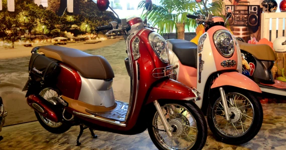 รูปภาพ ฮอนด้า Honda Scoopy i Prestige Guy 2013 ACF110SFE (3TH) ปี 2013