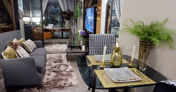 รูปภาพ ดิ เอท คอลเลคชั่น (The 8 Collection)