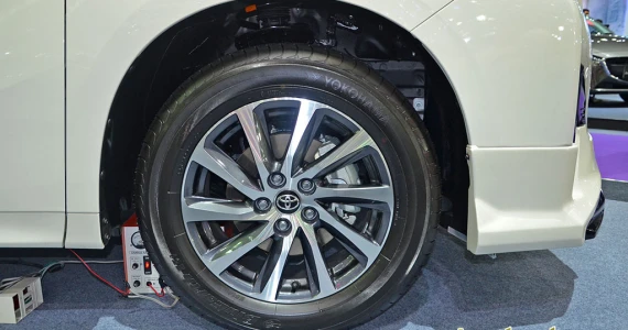 รูปภาพ โตโยต้า Toyota Alphard 2.5 Hybrid ปี 2015