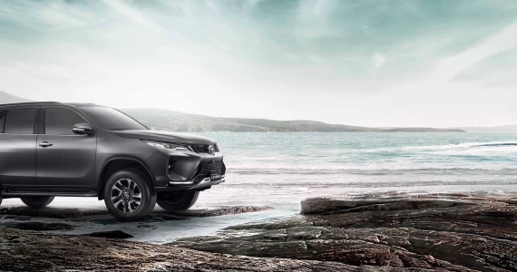 รูปภาพ โตโยต้า Toyota Fortuner 2.4 Leader G AT ปี 2023