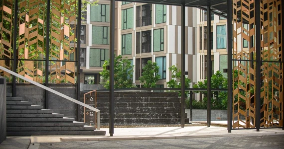 รูปภาพ เดอะ เบส อัพทาวน์-ภูเก็ต (The BASE Uptown-Phuket)