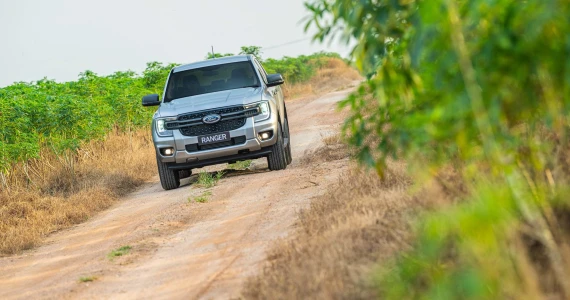 รูปภาพ ฟอร์ด Ford Ranger Double Cab XLS 2.0L Turbo HR 6AT ปี 2024