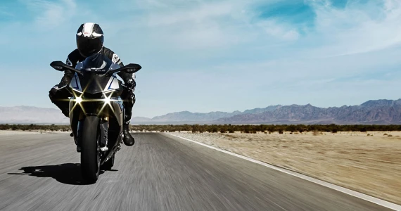 รูปภาพ ยามาฮ่า Yamaha YZF-R1 M (Standard) ปี 2017