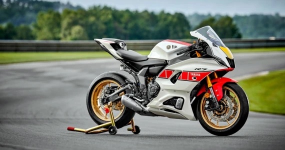 รูปภาพ ยามาฮ่า Yamaha YZF R7 ปี 2021