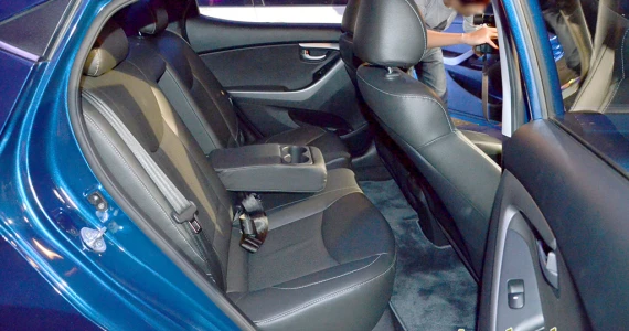 รูปภาพ ฮุนได Hyundai Elantra Sport 1.8 GLS Navi ปี 2014
