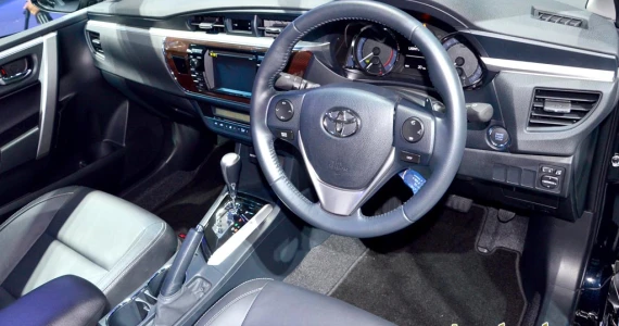 รูปภาพ โตโยต้า Toyota Altis (Corolla) 1.8 V Navi A/T ปี 2016