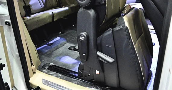 รูปภาพ เกีย KIA Grand Carnival Limousine (SXL) ปี 2017