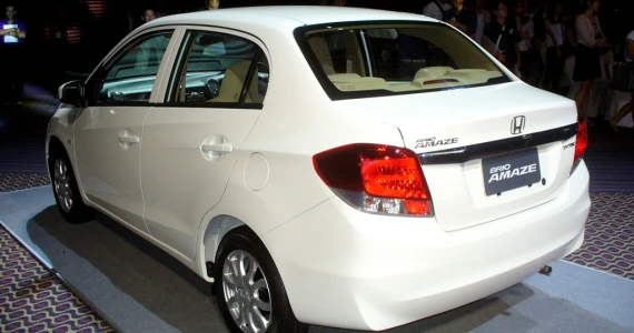 รูปภาพ ฮอนด้า Honda Brio Amaze V CVT ปี 2012