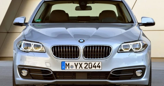 รูปภาพ บีเอ็มดับเบิลยู BMW Series 5 525d Luxury ปี 2014