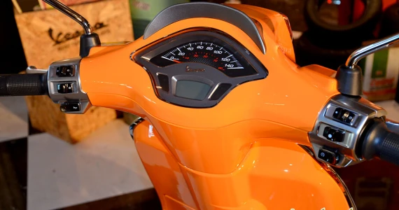 รูปภาพ เวสป้า Vespa Sprint 125 3Vie ปี 2014
