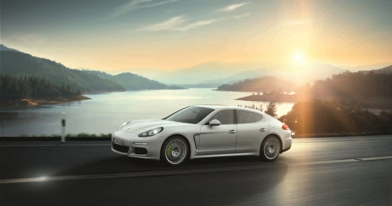 รูปภาพ ปอร์เช่ Porsche Panamera S E-Hybrid ปี 2013