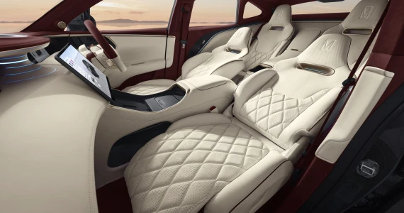 รูปภาพ อวาตาร์ AVATR 11 Royal Edition ปี 2025