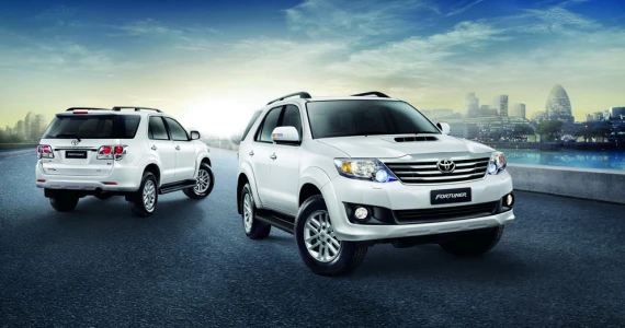 รูปภาพ โตโยต้า Toyota Fortuner 2.5 V A/T ปี 2013