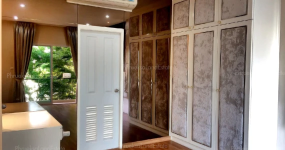 รูปภาพ เดอะ เซ็นทรัล รีเจ้นท์ อัสสัมชัญ - ศรีราชา (The Central Regent Assumption - Sriracha)