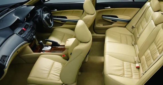 รูปภาพ ฮอนด้า Honda-Accord 2.0 E (สีขาว)-ปี 2008