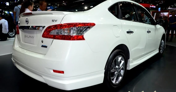 รูปภาพ นิสสัน Nissan Sylphy 1.6 SV CVT ปี 2015
