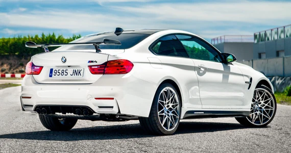 รูปภาพ บีเอ็มดับเบิลยู BMW M4 Coupe Competition Edition ปี 2016