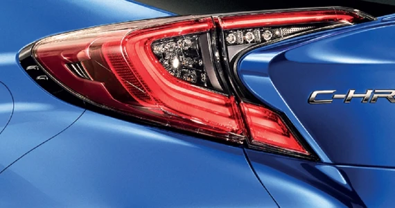 รูปภาพ โตโยต้า Toyota C-HR HV Premium Safety ปี 2021