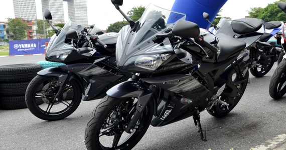 รูปภาพ ยามาฮ่า Yamaha YZF-R15 (Standard) ปี 2014