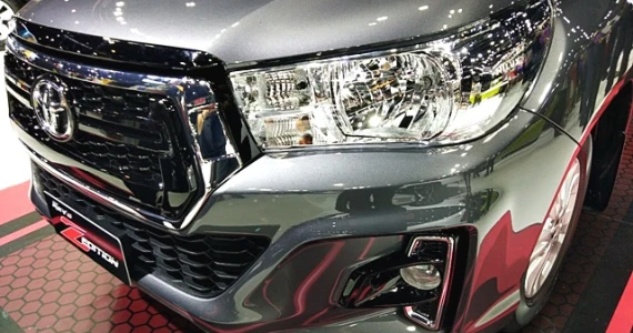 รูปภาพ โตโยต้า Toyota Revo Double Cab 4x2 2.4J Plus ปี 2019