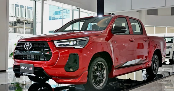 รูปภาพ โตโยต้า Toyota Revo GR Sport 2.8 AT Lo-Floor ปี 2021