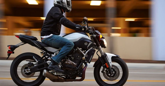รูปภาพ ยามาฮ่า Yamaha MT-07 (Standard) ปี 2015