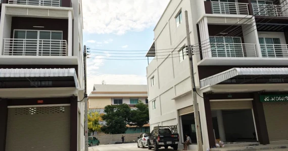 รูปภาพ บิซทาวน์ ปทุมธานี - บางหลวงสายใน (BIZ TOWN Pathumthani - Bangluangasainai)