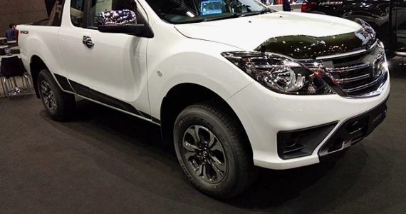 รูปภาพ มาสด้า Mazda BT-50 PRO THUNDER FSC Hi-Racer 2.2L 6MT ปี 2018