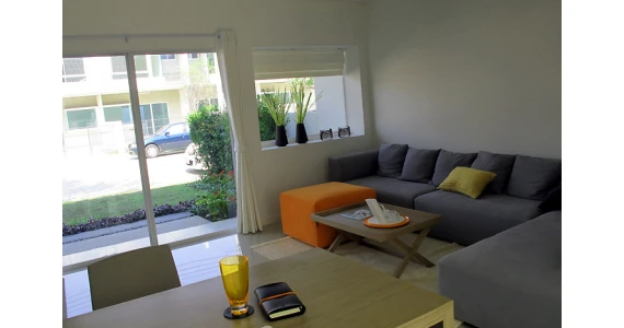 รูปภาพ อินดี้ ประชาอุทิศ (Indy Prachauthit)