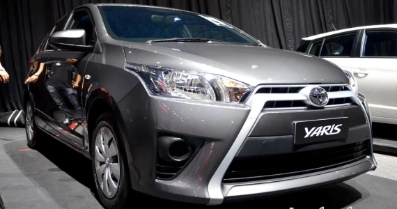 รูปภาพ โตโยต้า Toyota Yaris 1.2 E ปี 2013