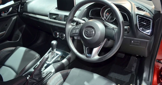 รูปภาพ มาสด้า Mazda 3 2.0 Sports Hatchback S ปี 2014