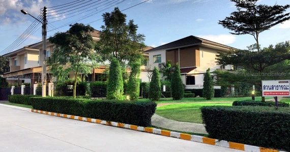 รูปภาพ เดอะ เซ็นทรัล รีเจ้นท์ อัสสัมชัญ - ศรีราชา (The Central Regent Assumption - Sriracha)