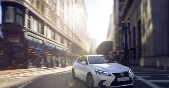 รูปภาพ เลกซัส Lexus CT200h F Sport MY17 ปี 2017