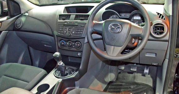 รูปภาพ มาสด้า Mazda BT-50 PRO FreestyleCab 2.2 V ปี 2017