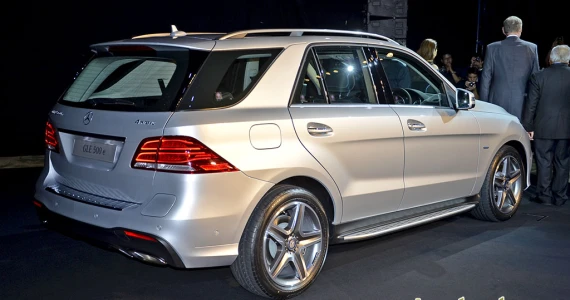 รูปภาพ เมอร์เซเดส-เบนซ์ Mercedes-benz GLE-Class GLE 500 e 4MATIC AMG Dynamic ปี 2016