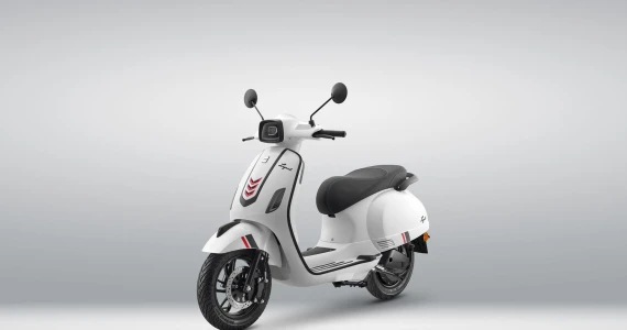 รูปภาพ อีเอ็ม EM Legend Pro (Standard) ปี 2025