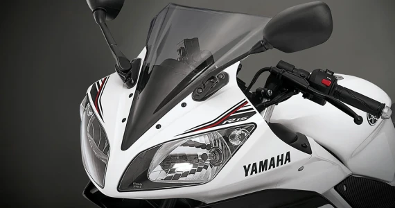 รูปภาพ ยามาฮ่า Yamaha YZF-R15 (Standard) ปี 2016