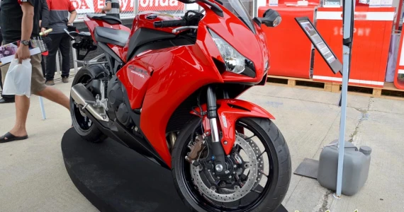 รูปภาพ ฮอนด้า Honda CBR 1000RR ปี 2012