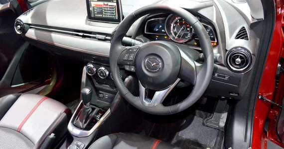 รูปภาพ มาสด้า Mazda 2 Sedan XD High Plus L AT ปี 2015
