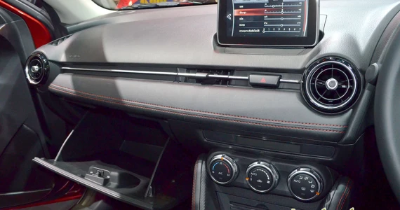 รูปภาพ มาสด้า Mazda 2 Sedan XD High Plus L AT ปี 2015