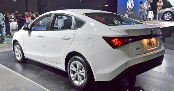 รูปภาพ เอ็มจี MG 5 1.5 X Sunroof ปี 2015