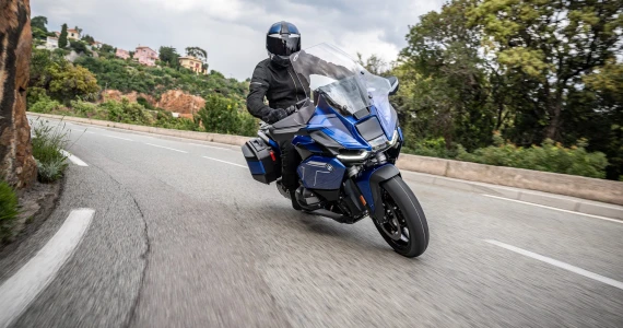 รูปภาพ บีเอ็มดับเบิลยู BMW R 1300 RT Impulse ปี 2025