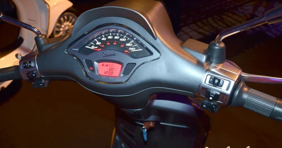 รูปภาพ เวสป้า Vespa Sprint 150 3Vie ABS ปี 2016