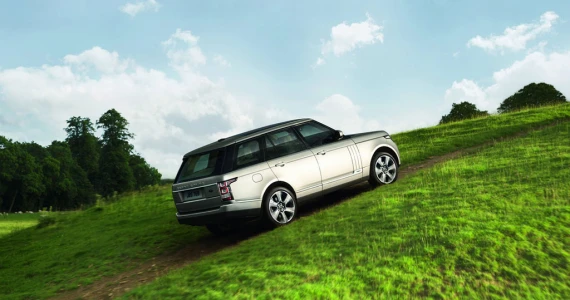 รูปภาพ แลนด์โรเวอร์ Land Rover Range Rover 3.0L SDV6 Hybrid Diesel Autobiography ปี 2015