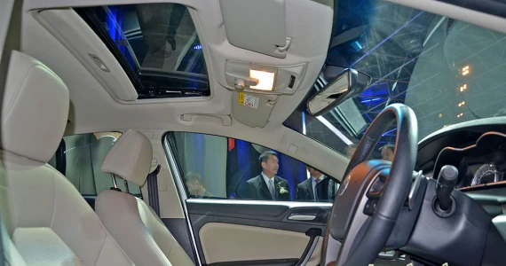 รูปภาพ เอ็มจี MG 6 1.8 D Turbo Sunroof DCT Fastback ปี 2015