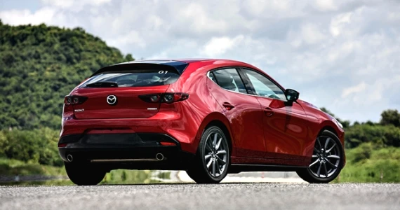รูปภาพ มาสด้า Mazda 3 2.0 C FASTBACK 2019 ปี 2019