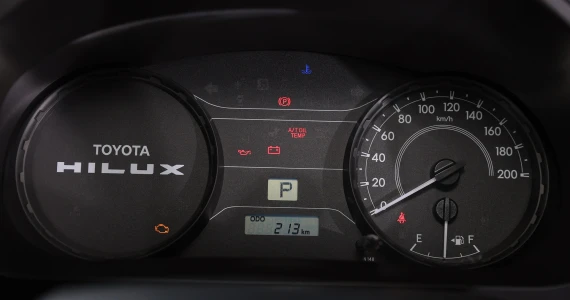 รูปภาพ โตโยต้า Toyota Hiliux Champ 2.4 Diesel AT SWB Attractive Package ปี 2023