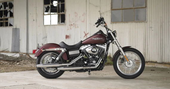 รูปภาพ ฮาร์ลีย์-เดวิดสัน Harley-Davidson Dyna Street Bob ปี 2016