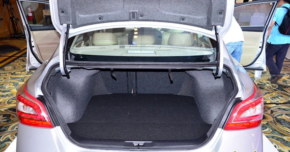 รูปภาพ นิสสัน Nissan Teana 2.0 XL ปี 2013