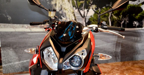 รูปภาพ บีเอ็มดับเบิลยู BMW S 1000 R ปี 2015